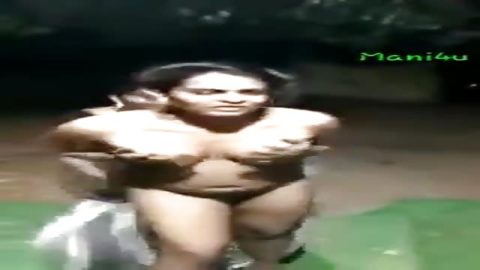 نسوان ملط في الشارع هندية ترقص عريانة امام الناس نسوان ملط في الشارع